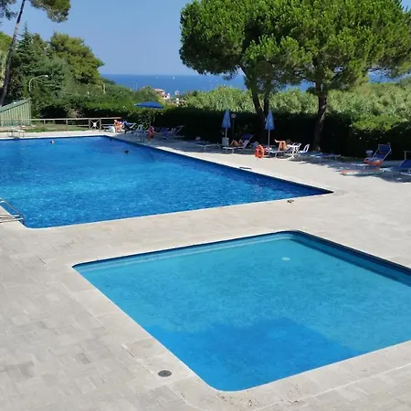 Aparthotel Napoleon By Helloelba Procchio (Isola d'Elba)