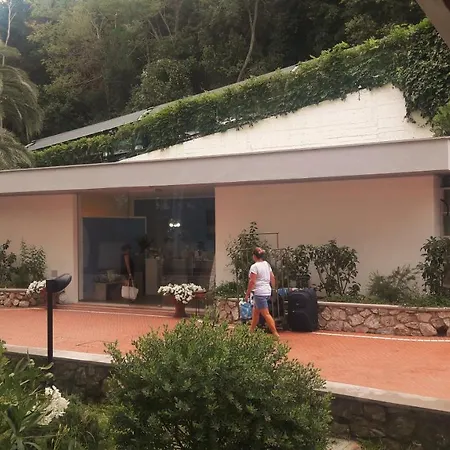 Napoleon - Helloelba Apartahotel 3*